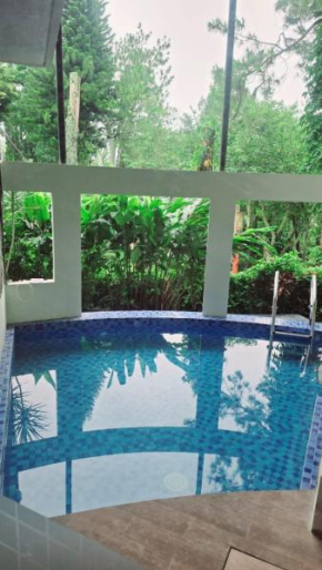 Villa Klub Bunga, 3 BDR with kid's pool